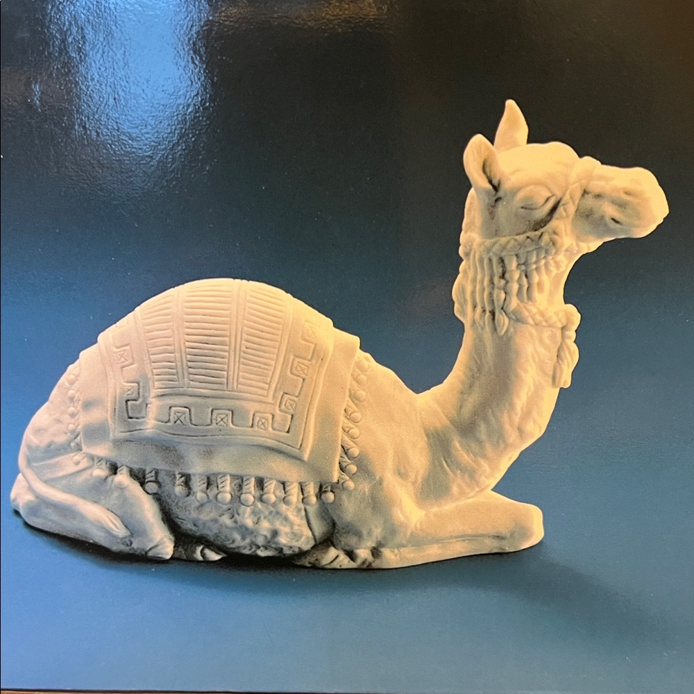 Avon nativity Camel in white